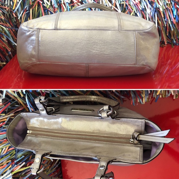 Coach purse - gold leather excellent condition bag - Picture 5 of 6